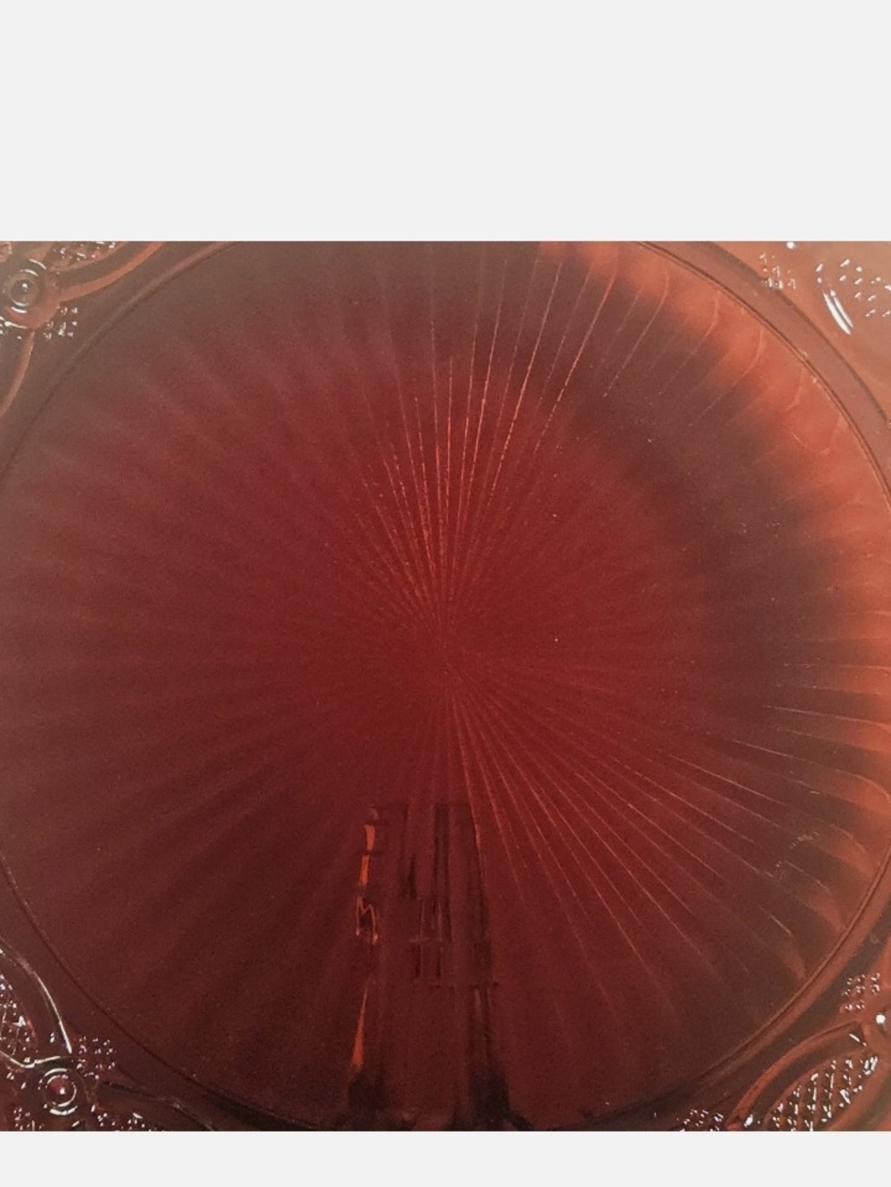 4#Avon Deep Ruby Red Pressed Glass Plates - Picture 2 of 6
